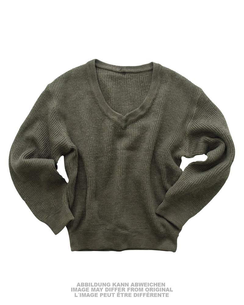 Pull à col V de l'armée française, maille de dotation en surplus d'occasion