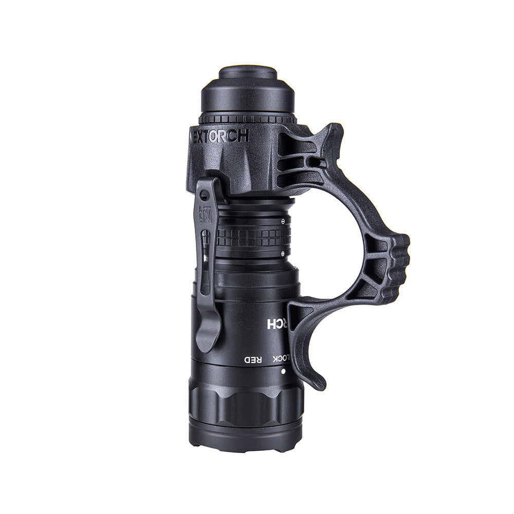 Lampe torche Nextorch TA21 1 300 lumens portée 160 m IPX8 en alliage d'aluminium de qualité