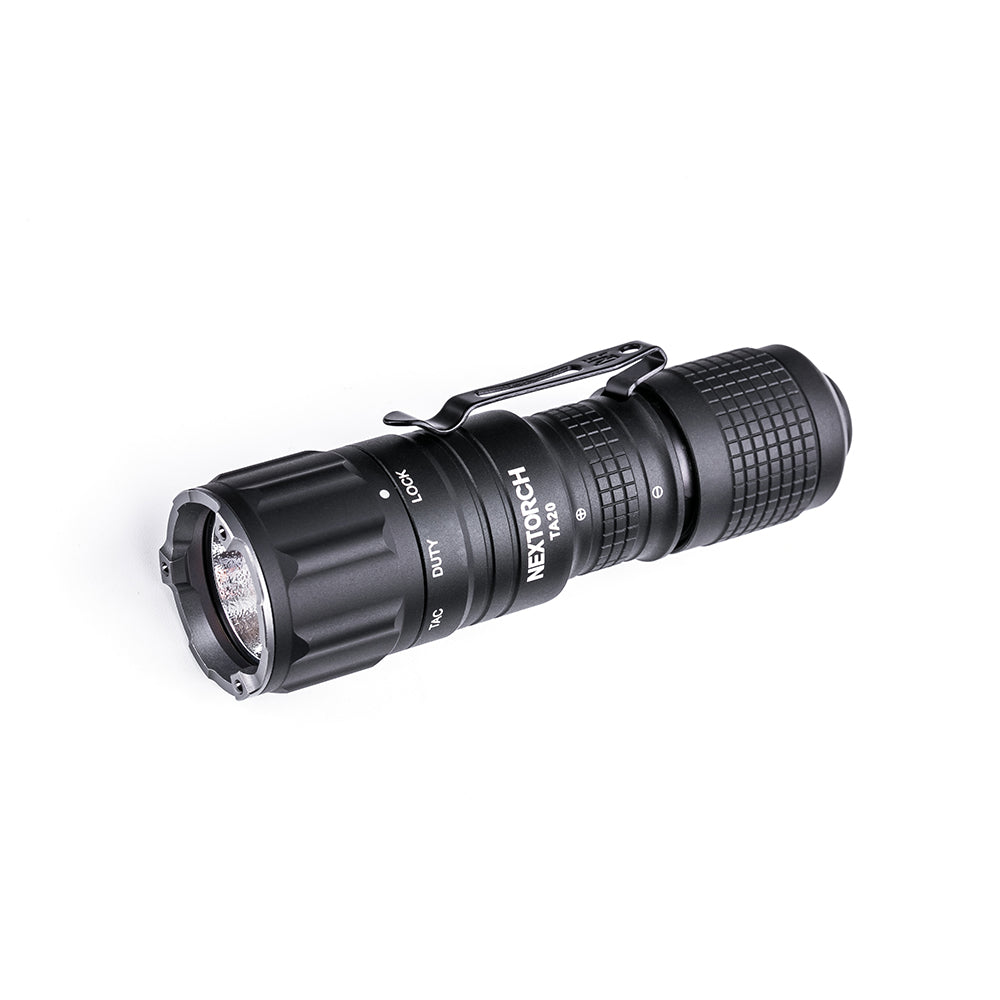 Lampe torche Nextorch TA20 1 000 lumens portée 210 m IPX8 en alliage d'aluminium de qualité