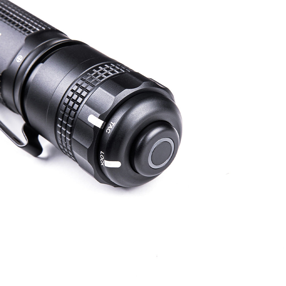 Lampe tactique Nextorch TA30D MAX 4 000 lumens portée 450 m IPX8 en alliage d'aluminium de qualité