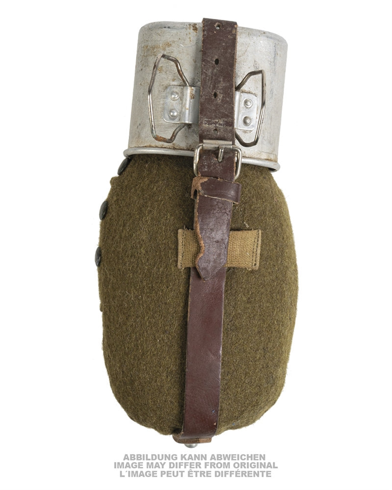Gourde en aluminium de l'armée roumaine avec quart et housse, occasion