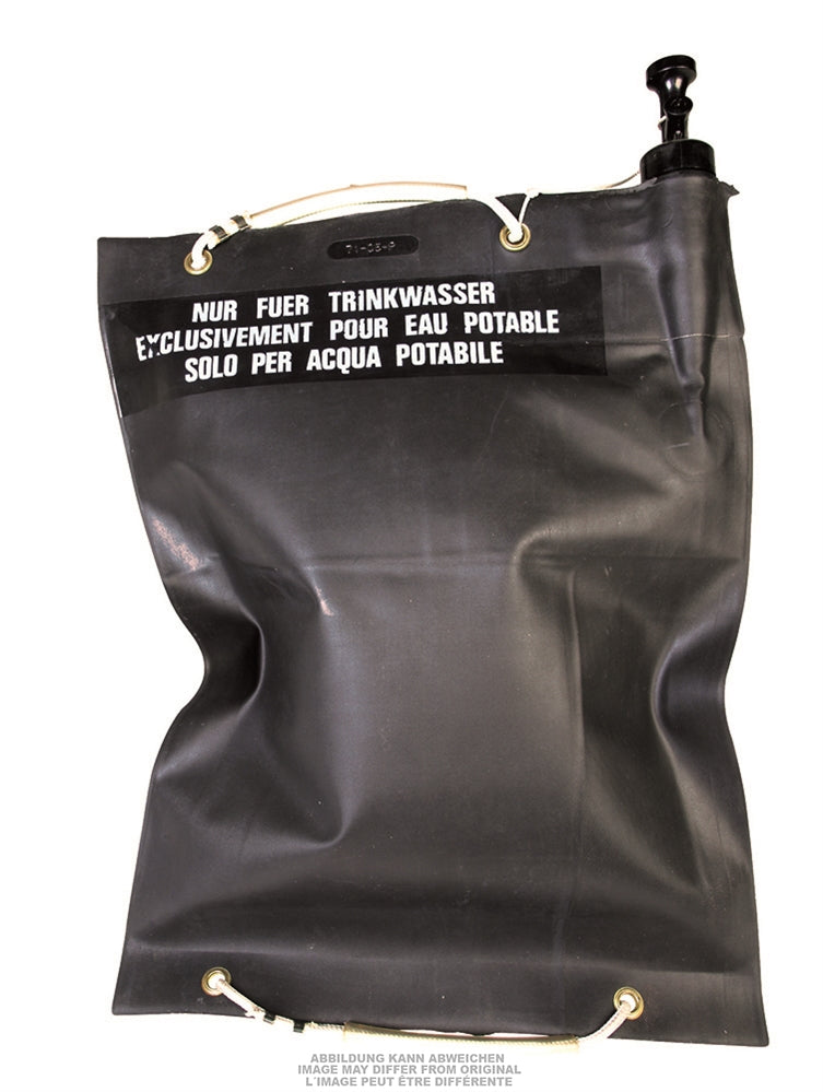 Poche à eau de l'armée suisse de 20 litres en PVC avec valve de débit