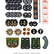 Assortiment de cinquante insignes militaires, lot mélangé issu de stock ancien