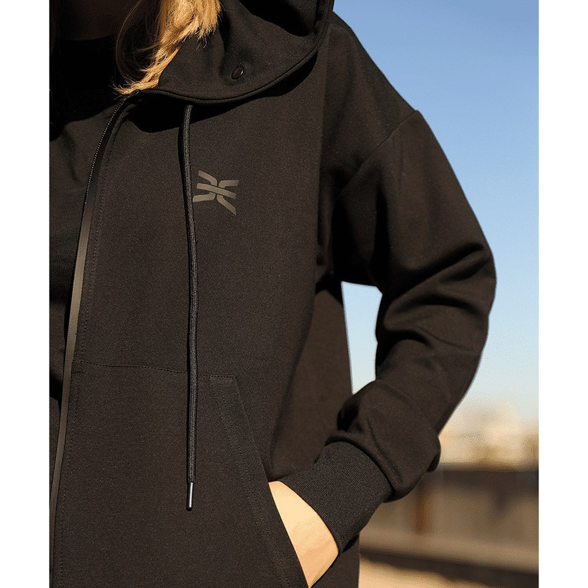 Cardigan à capuche femme GK Undercover Anonymous maille 350 g/m² deux poches