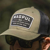 Casquette Go Bang Trucker Magpul six panneaux coton polyester dos en filet