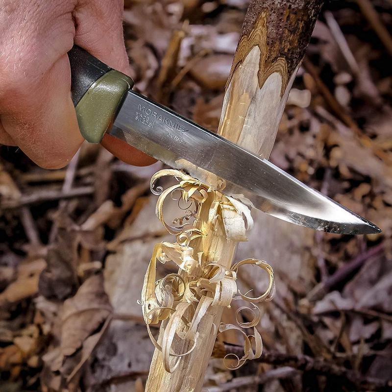 Couteau de survie Morakniv Companion MG acier inoxydable suédois lame 102 mm manche ergonomique