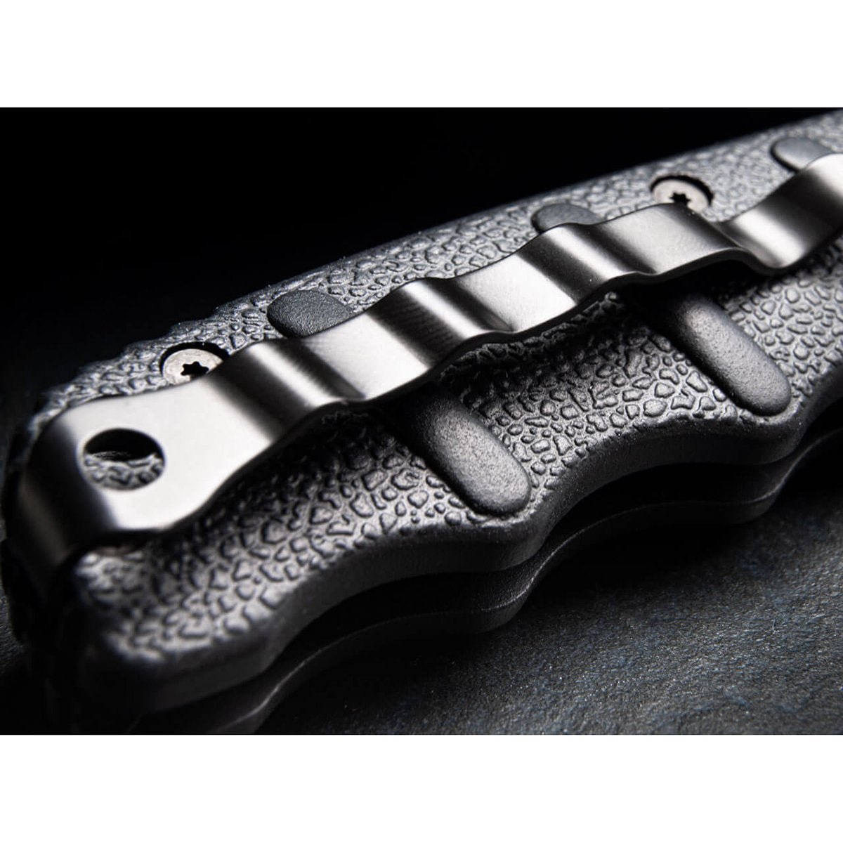 Couteau pliant Boker Plus AKS-74 SPEARPOINT D2