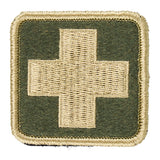 Écusson brodé Ares à croix médicale basse visibilité 5 x 5 cm à dos auto-agrippant