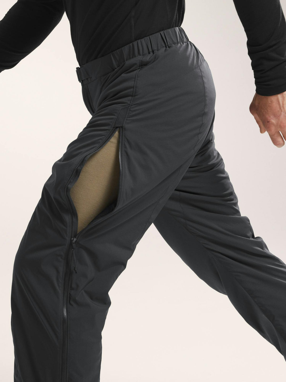 Pantalon chaud Arc'teryx LEAF Atom LT Pant Gen 2 isolant compressible à glissières complètes