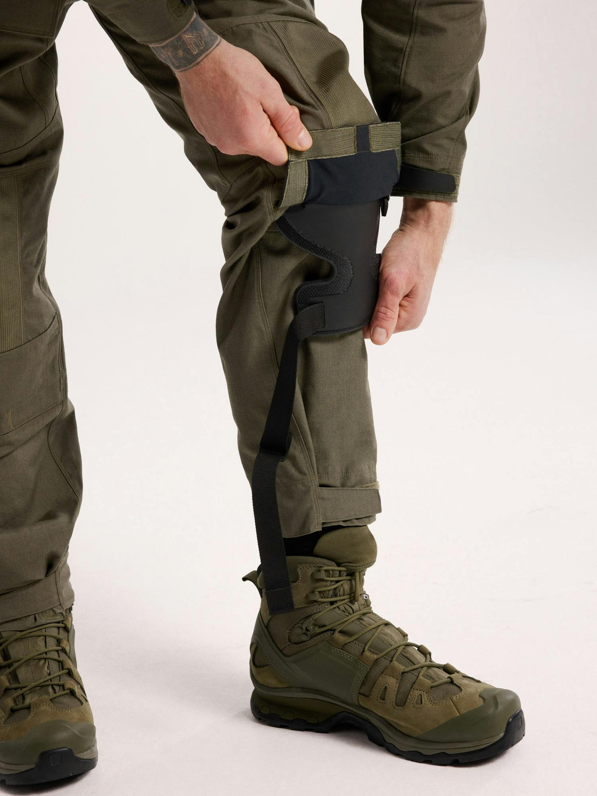 Pantalon de combat Arc'teryx LEAF Assault Pant AR Gen 2 résistant à l'abrasion