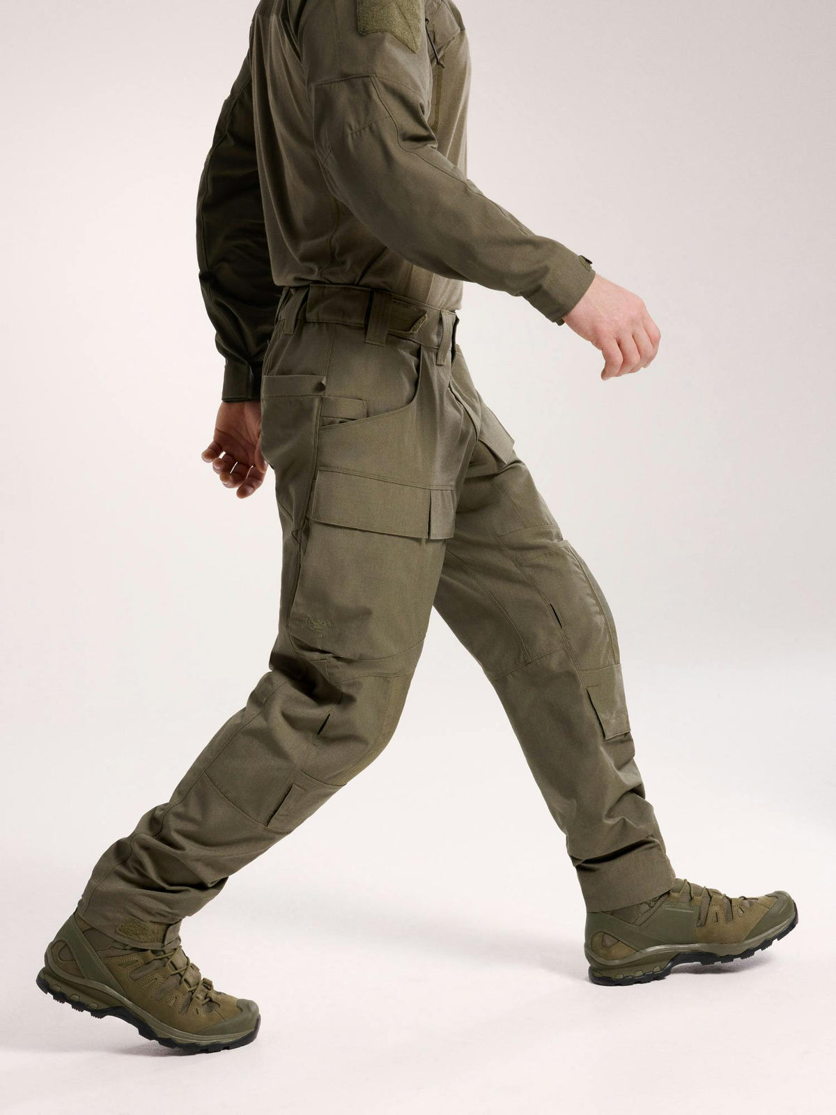 Pantalon de combat Arc'teryx LEAF Assault Pant AR Gen 2 résistant à l'abrasion