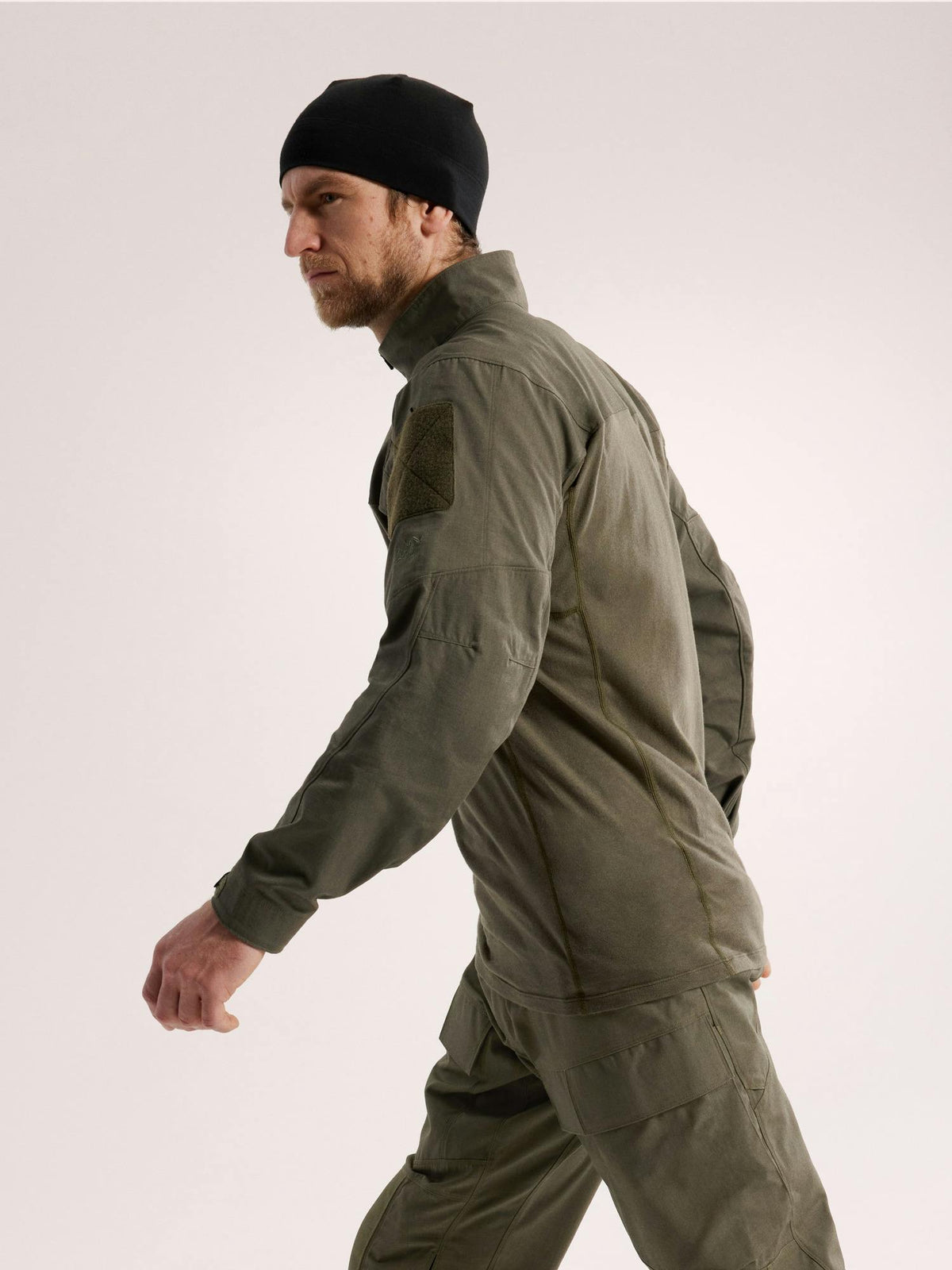 Chemise de combat Arc'teryx LEAF Assault Shirt AR Gen 2 à col profil bas à glissière