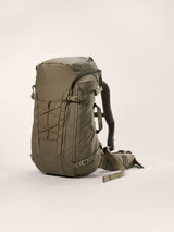 Sac à dos de combat Arc'teryx LEAF Assault Pack 30 litres compatible gilet balistique