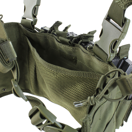 Gilet chest rig Condor Recon six chargeurs fusil et six chargeurs de pistolet