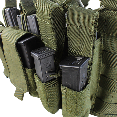 Gilet chest rig Condor Recon six chargeurs fusil et six chargeurs de pistolet