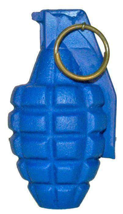 Grenade d'entraînement Blueguns — réplique inerte en polyuréthane