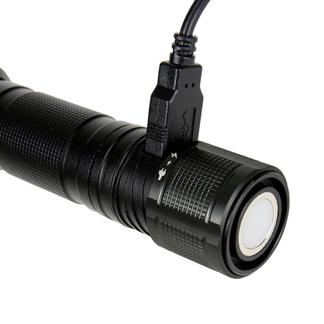 Lampe d'intervention Ares rechargeable 800 lumens batterie 18650 et fonction batterie externe