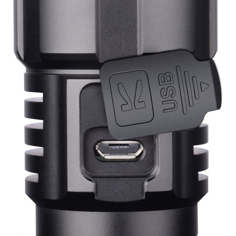 Lampe tactique Klarus XT11S 1 100 lumens portée 330 m IPX8 en alliage d'aluminium de qualité