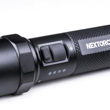 Lampe torche Nextorch P81B 3 700 lumens portée 370 m IPX7 en alliage d'aluminium de qualité