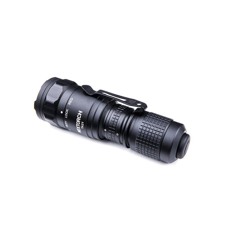Lampe torche Nextorch TA21 1 300 lumens portée 160 m IPX8 en alliage d'aluminium de qualité