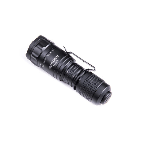 Lampe torche Nextorch TA21 IR 1 300 lumens portée 160 m IPX8 en alliage d'aluminium de qualité