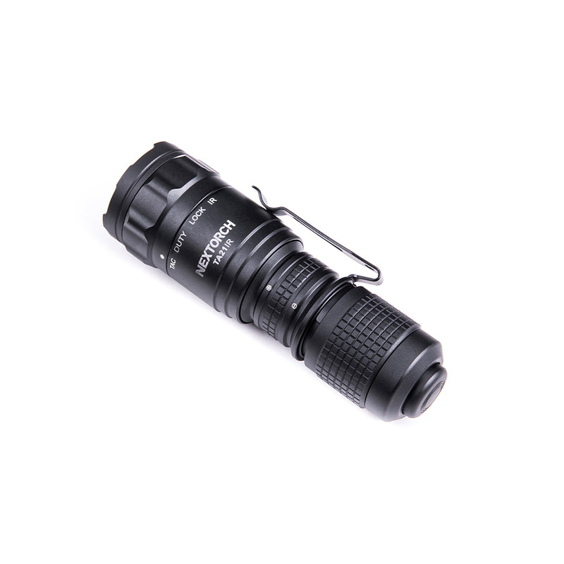 Lampe torche Nextorch TA21 IR 1 300 lumens portée 160 m IPX8 en alliage d'aluminium de qualité