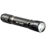 Lampe torche Peli 5050R LED rechargeable 883 lumens, portée 201 m, 164 g