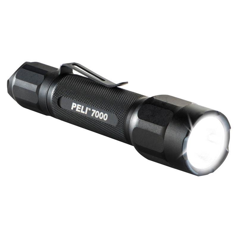 Lampe torche Peli 7000 LED 774 lumens IPX7 sur deux piles CR123, 13,5 cm