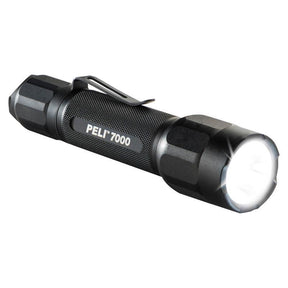 Lampe torche Peli 7000 LED 774 lumens IPX7 sur deux piles CR123, 13,5 cm