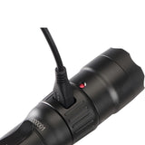Lampe torche Peli 7600 LED rechargeable 1 080 lumens IPX8 avec modes rouge et vert