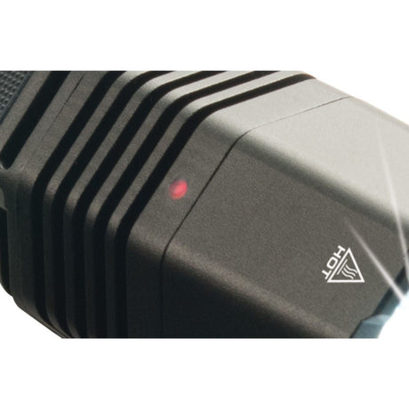 Lampe torche Peli 8060R LED rechargeable 1 072 lumens IPX6, portée 376 m