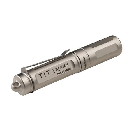 Lampe torche Surefire Titan Plus 300 lumens de 56 grammes sur une seule pile AAA