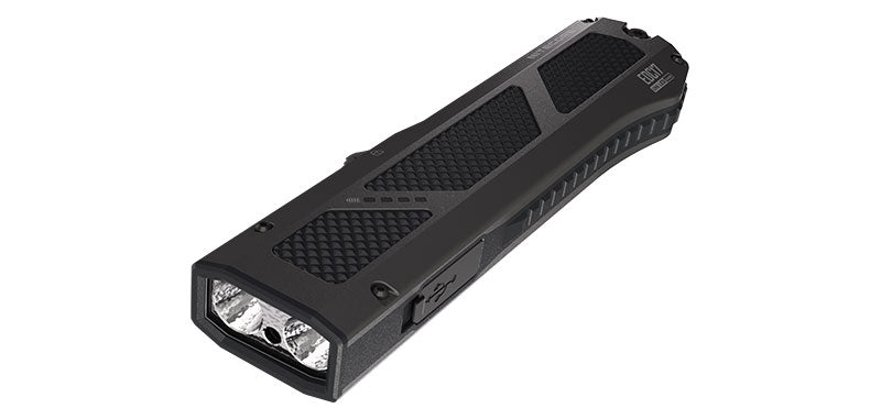 Lampe torche Nitecore EDC17 1 500 lumens portée 230 m rechargeable USB-C étanche IPX-7