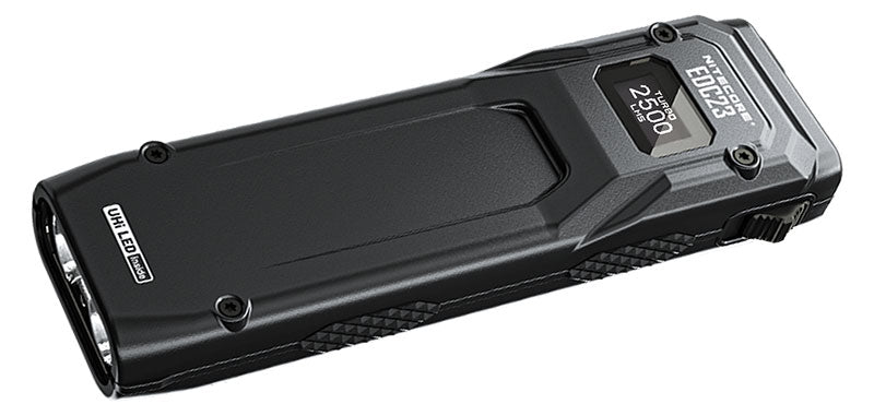 Lampe torche Nitecore EDC23 2 500 lumens portée 280 m rechargeable USB-C étanche IP54