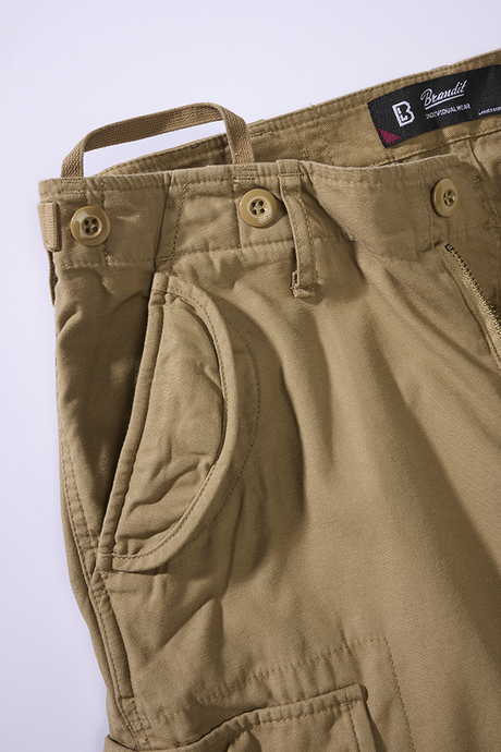 Pantalon Brandit M65 coupe femme en coton ample avec sangles de taille et plis aux genoux