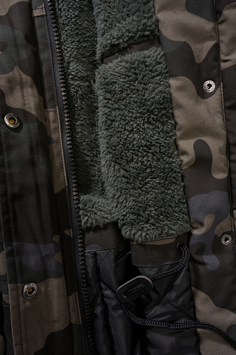 Parka Brandit Marsh Lake coupe femme à pans longs doublure matelassée et peluche