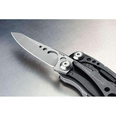 Pince multifonctions Leatherman Skeletool CX 7 outils, lame 154CM 58-60 HRC