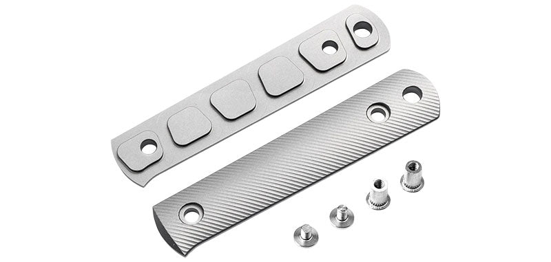 Plaquettes de manche Boker BFF Packlite en titane usiné 8,4 cm avec visserie
