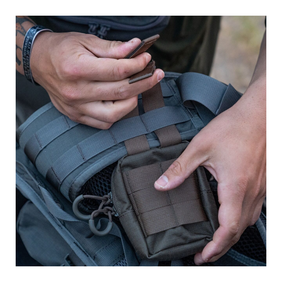 Pochette utilitaire tactique Eberlestock Recon compatible MOLLE pour harnais jumelles