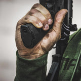 Poignée pistolet Magpul MOE pour plateforme M4 d'une masse de 120 grammes