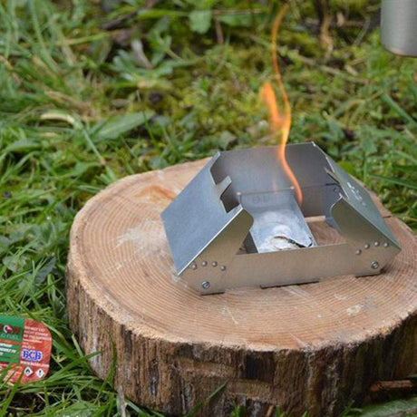 Réchaud pliant BCB FireDragon à pare-vent avec 6 tablettes de combustible et pierre à feu