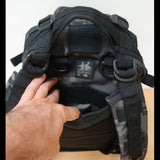 Sac à dos 27 L Assault Pack polyester 600D MOLLE à découpe laser