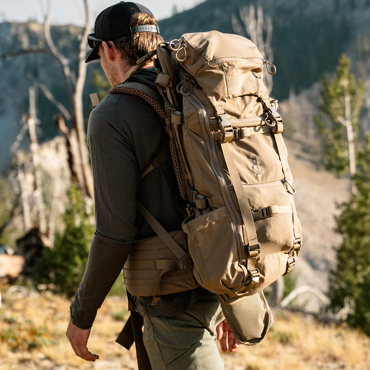 Sac à dos tactique Eberlestock Brute 3500 57 L en nylon ripstop avec harnais Contour réglable