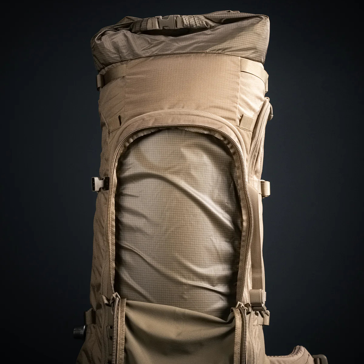 Sac à dos tactique Eberlestock Brute 6500 106 L en nylon ripstop avec harnais Contour réglable
