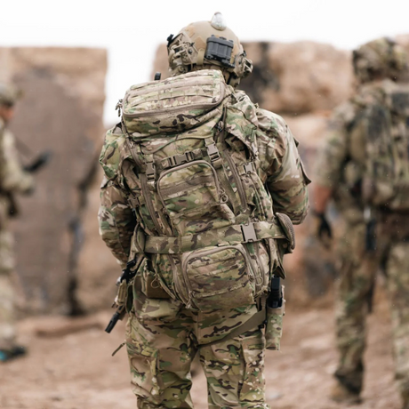 Sac à dos tactique Eberlestock Operator G4 98 L avec fourreau intégré, cadre Intex-II et coiffe amovible