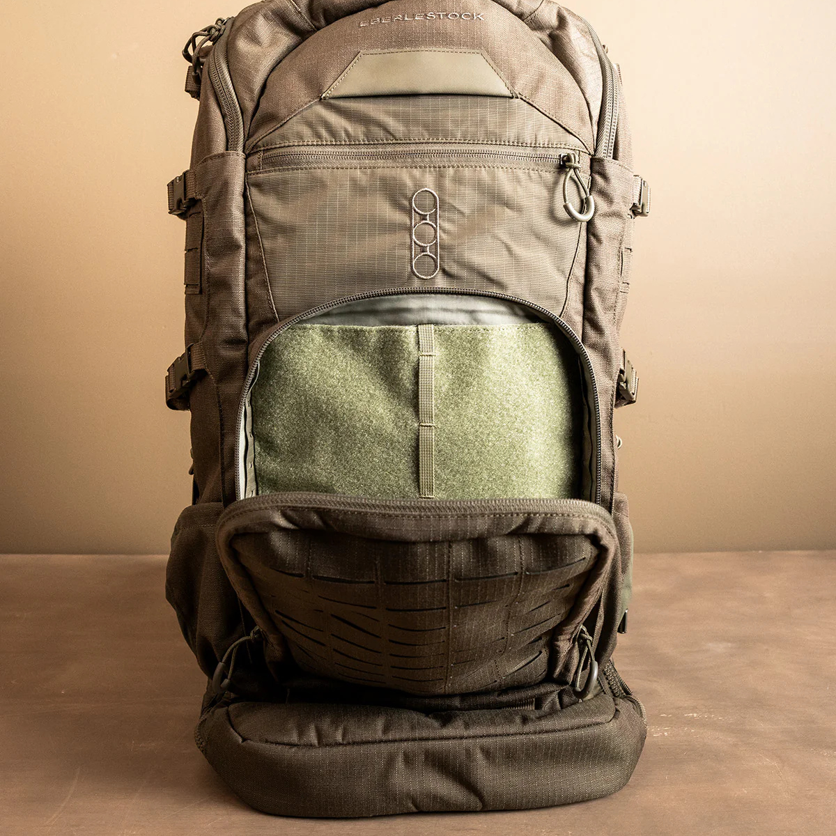 Sac à dos tactique Eberlestock Spectre 50 L pour tireur de précision avec fourreau RAID matelassé