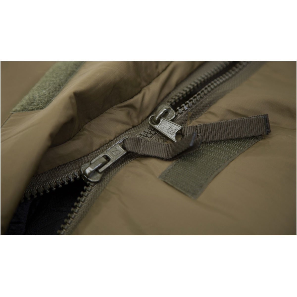 Sac de couchage Carinthia Defence 1 Top [+4°C > -10°C]