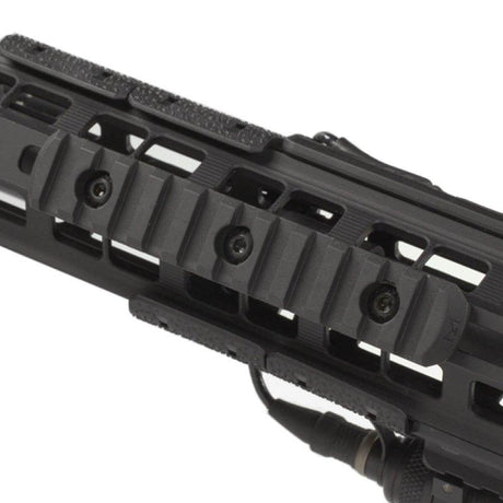 Section de rail Picatinny Magpul M-LOK 11 emplacements 12,4 cm en polymère
