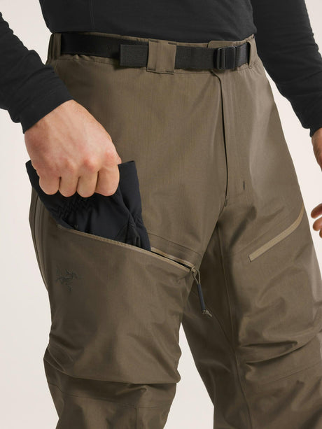 Sur-pantalon Arc'teryx LEAF Alpha Pant Gen 2 Gore-Tex à glissières latérales