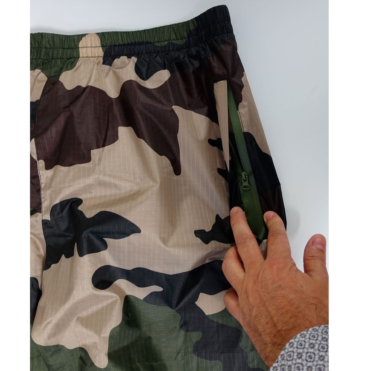 Surpantalon déperlant Patrol Equipement Lynx en ripstop polyester 210T avec housse